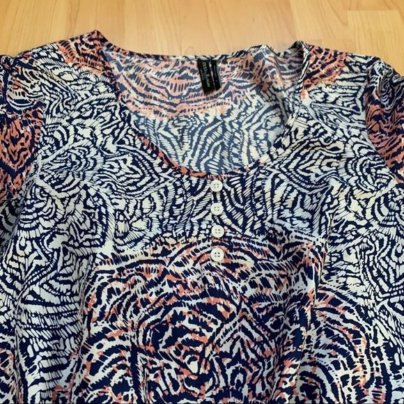 Printed Guess by Marciano Top - Picture 2 of 10